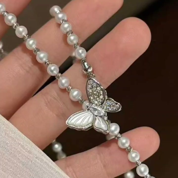 蝴蝶扣珍珠水滴形毛衣项链