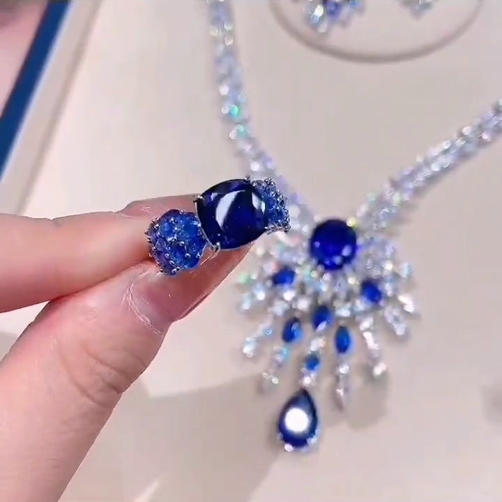 实验室培育皇家蓝宝石项链耳环套装