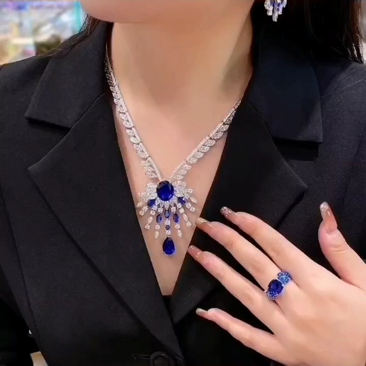 实验室培育皇家蓝宝石项链耳环套装