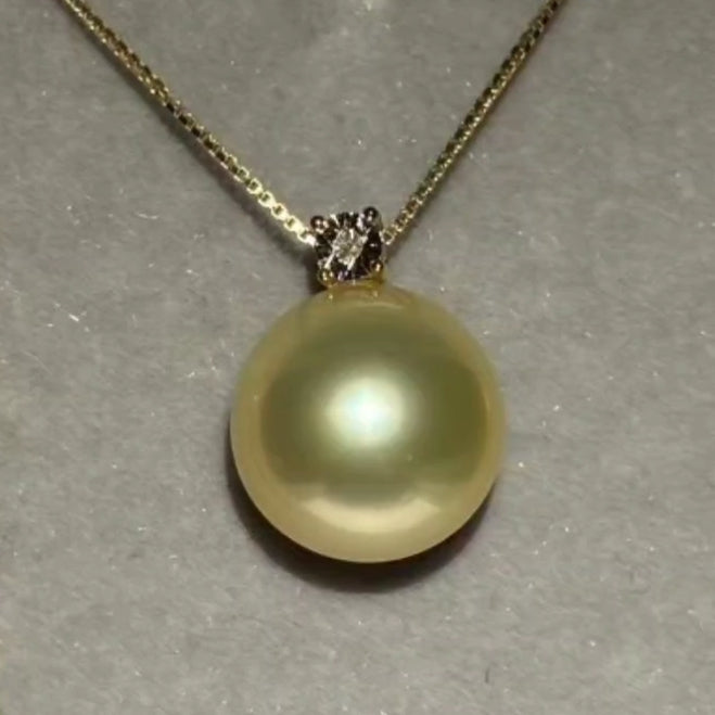 Natural South Sea Golden Pearl Pendant with Diamonds