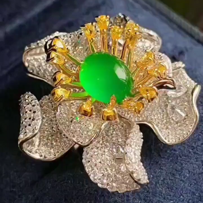 盛开的花朵与丰饶艺术戒指