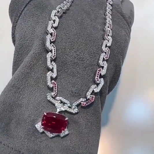 花藤红宝石项链
