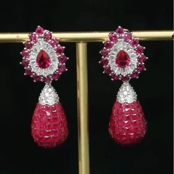红宝石舞厅艺术耳环