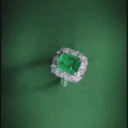 实验室培育哥伦比亚祖母绿戒指