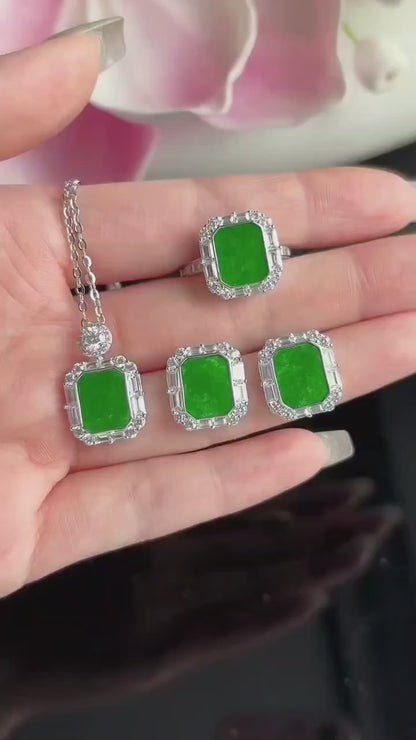 天然翡翠吊坠套装