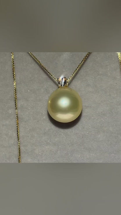 Natural South Sea Golden Pearl Pendant with Diamonds
