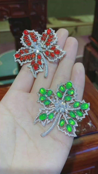 绿色和红玉髓枫叶胸针/吊坠